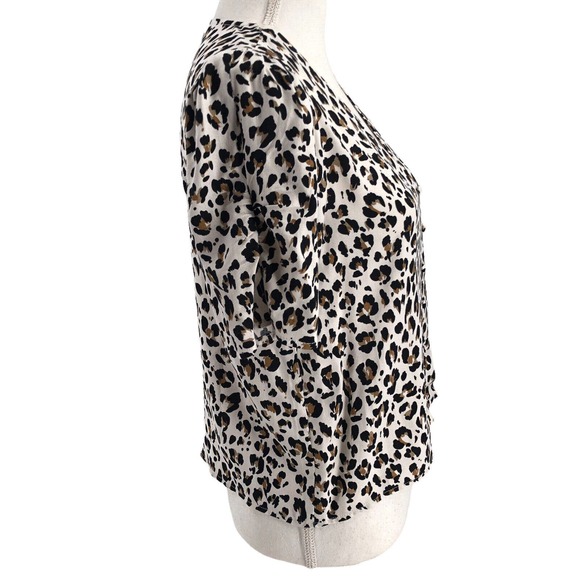 Saltwater Luxe Womens Size Small Short Sleeve Mora Blouse Animal Print - Picture 6 of 11